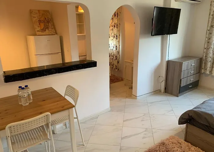 Urban Nest Lulin * Sofia