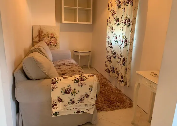 Apartment Urban Nest Lulin